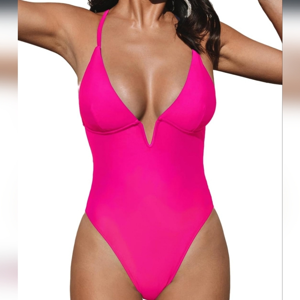 Cupshe Hot Pink Women's One-Piece Swimsuit NWT